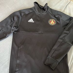 Men’s Atlanta United Long Sleeve Size Small